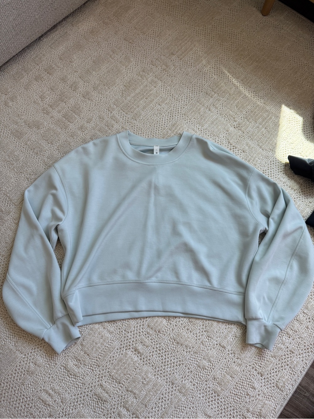 Lululemon softstreme crewneck size 6 sea mist